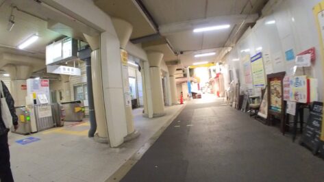 鶴橋駅東口